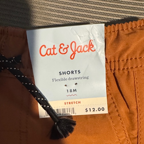 Size 18M Cat & Jack Kids Quick Dry Tan Shorts - Picture 2 of 5